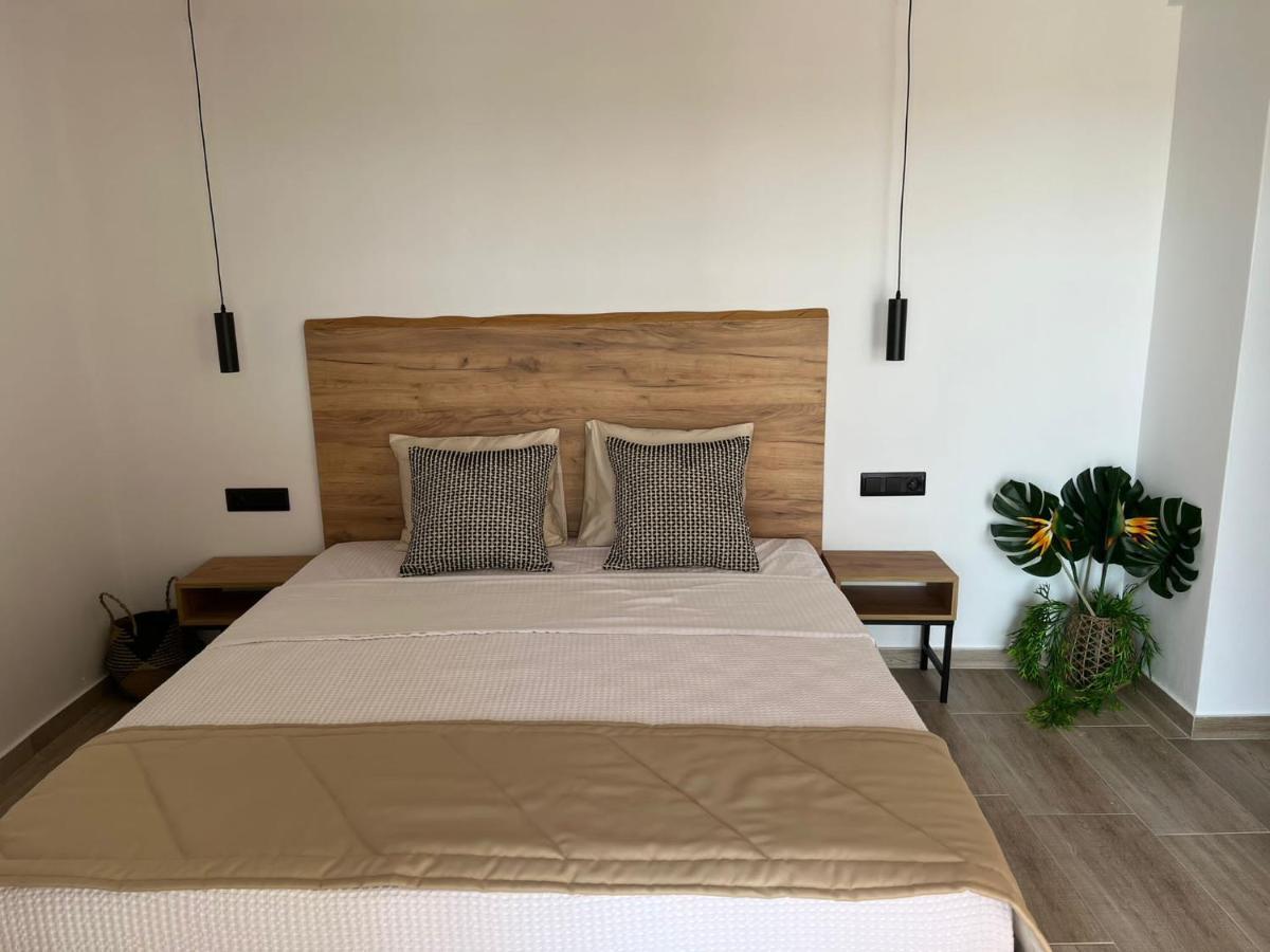 Del Rey Hotel Paralía Eksteriør billede