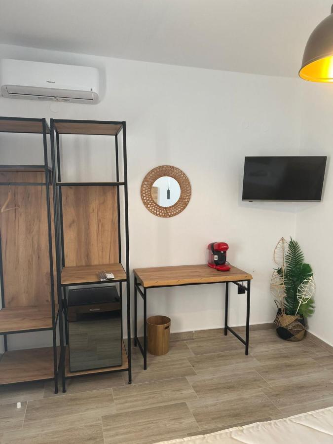 Del Rey Hotel Paralía Eksteriør billede