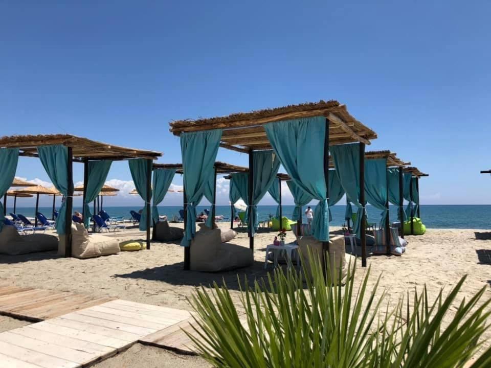 Del Rey Hotel Paralía Eksteriør billede