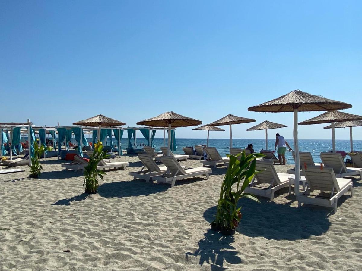 Del Rey Hotel Paralía Eksteriør billede